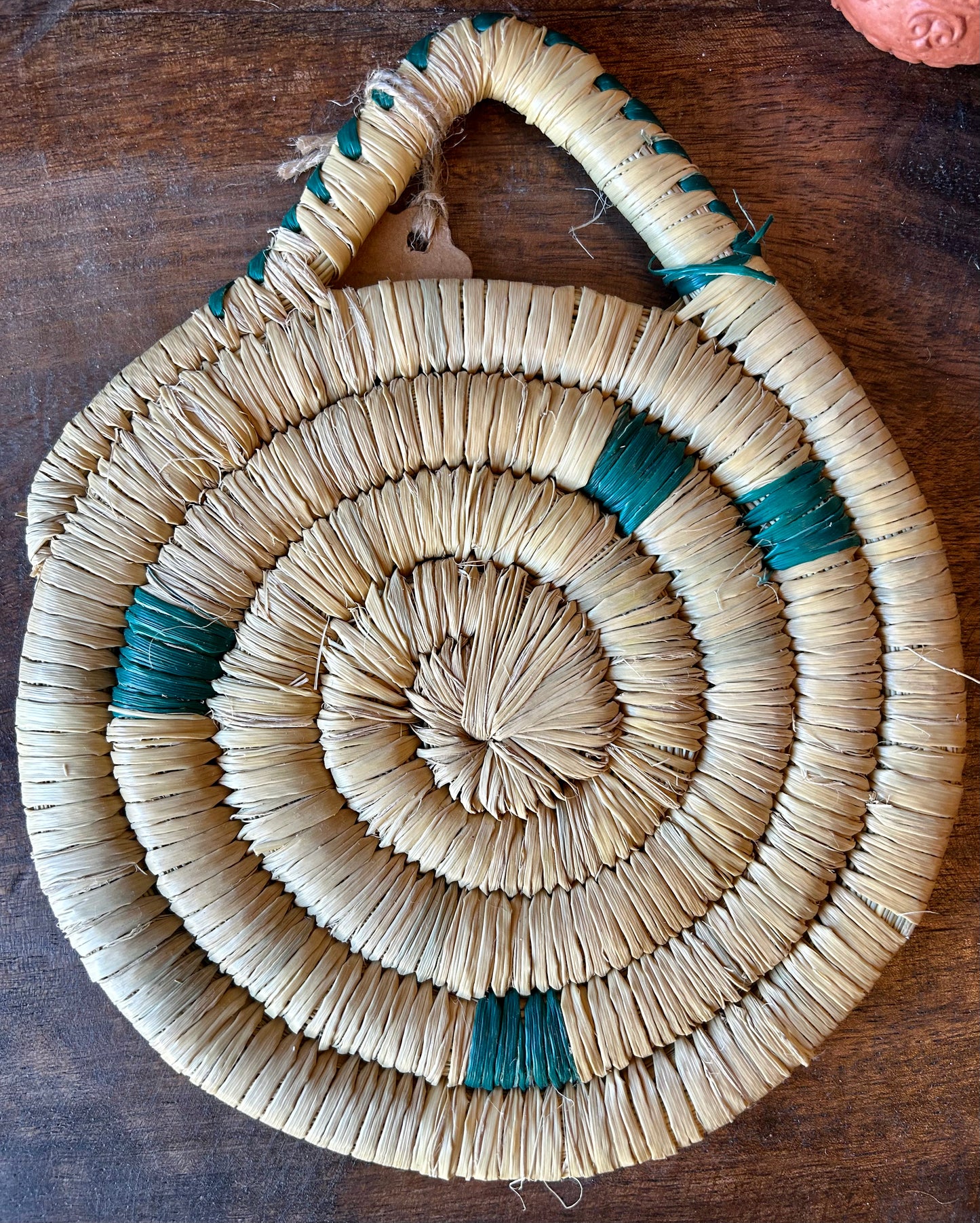 Dessous de plat en feuille de palmier