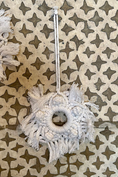 Étoile en macramé