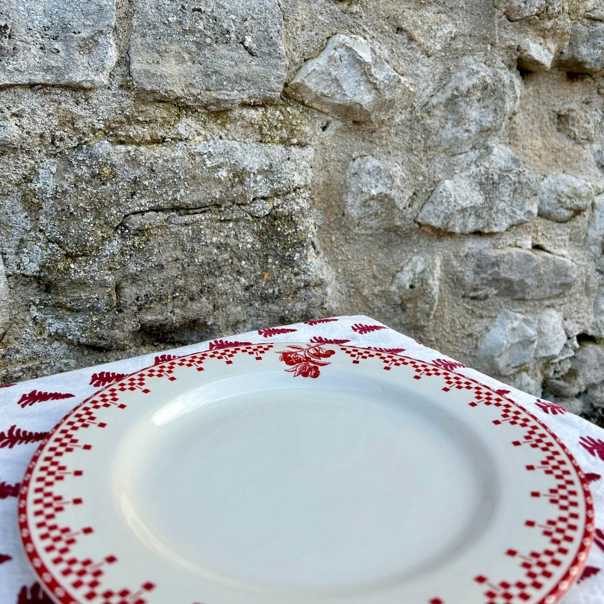 Assiette plate - Damier rouge - Mamie bohémeAssiette plate - Damier rouge