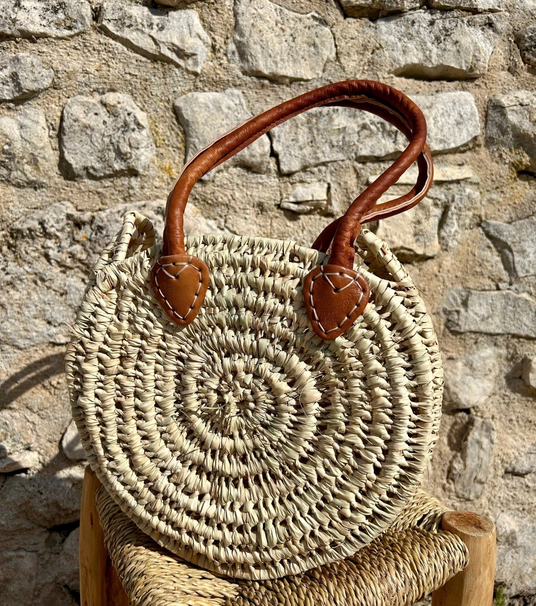 Sac rond en feuille de palmier & cuir - Mamie bohémeSac rond en feuille de palmier & cuir