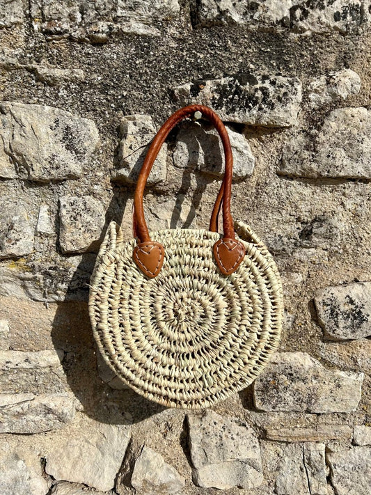 Sac rond en feuille de palmier & cuir - Mamie bohémeSac rond en feuille de palmier & cuir