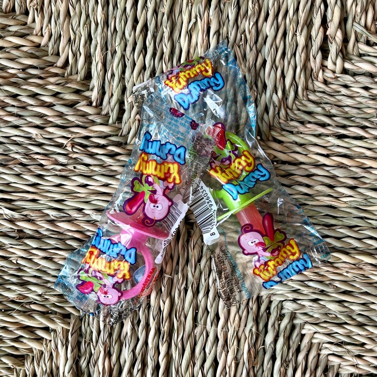 Sucette Tétine en bonbon - Mamie bohémeSucette Tétine en bonbon